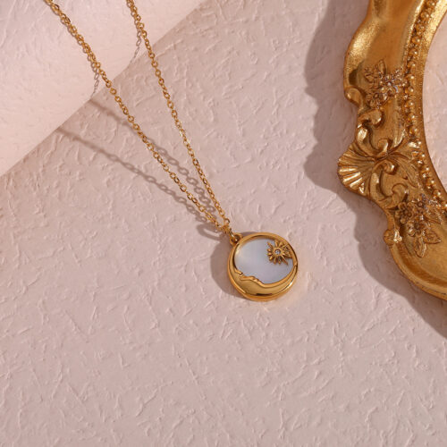 Popular Versatile Shell Moon Necklace - Image 2