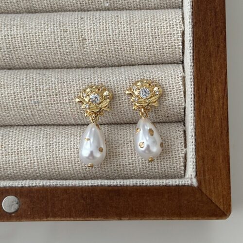 French Royal Style Rose Pearl Earrings Retro Affordable Luxury - Image 2